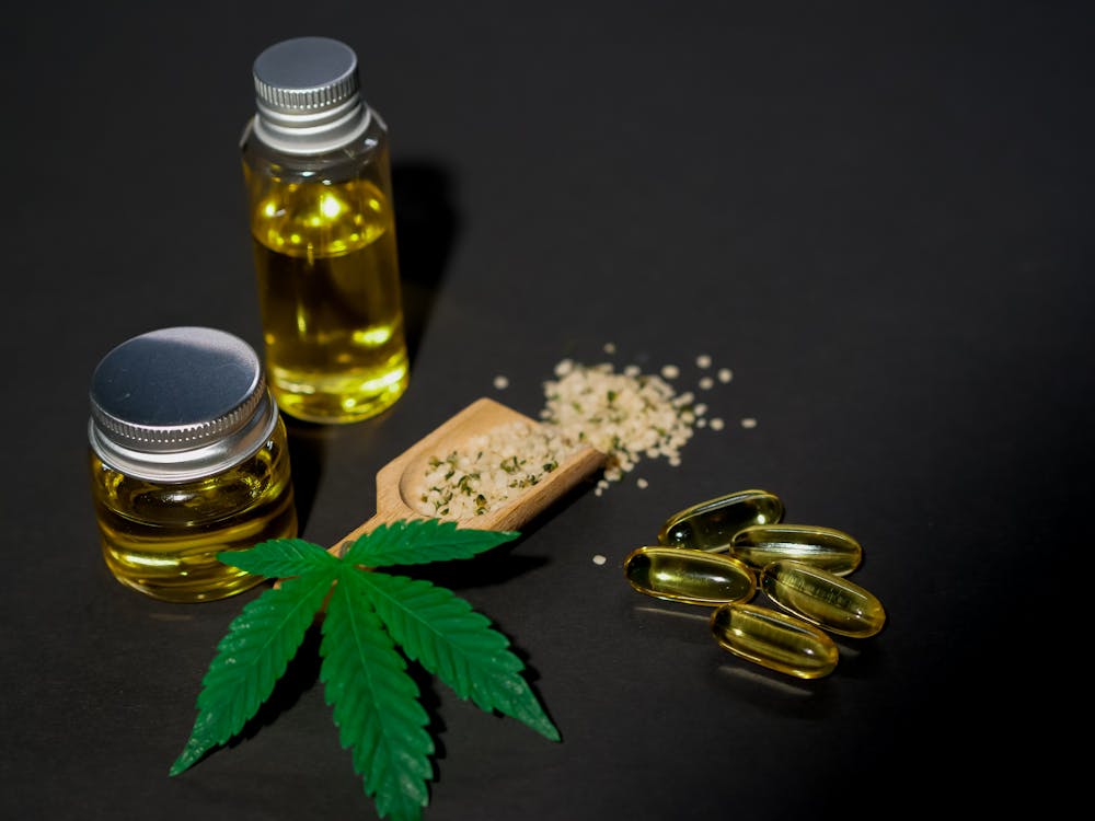 Vape Kartusche mit Cannabinoid-Extrakt — symbolisch für HHC Vape kaufen