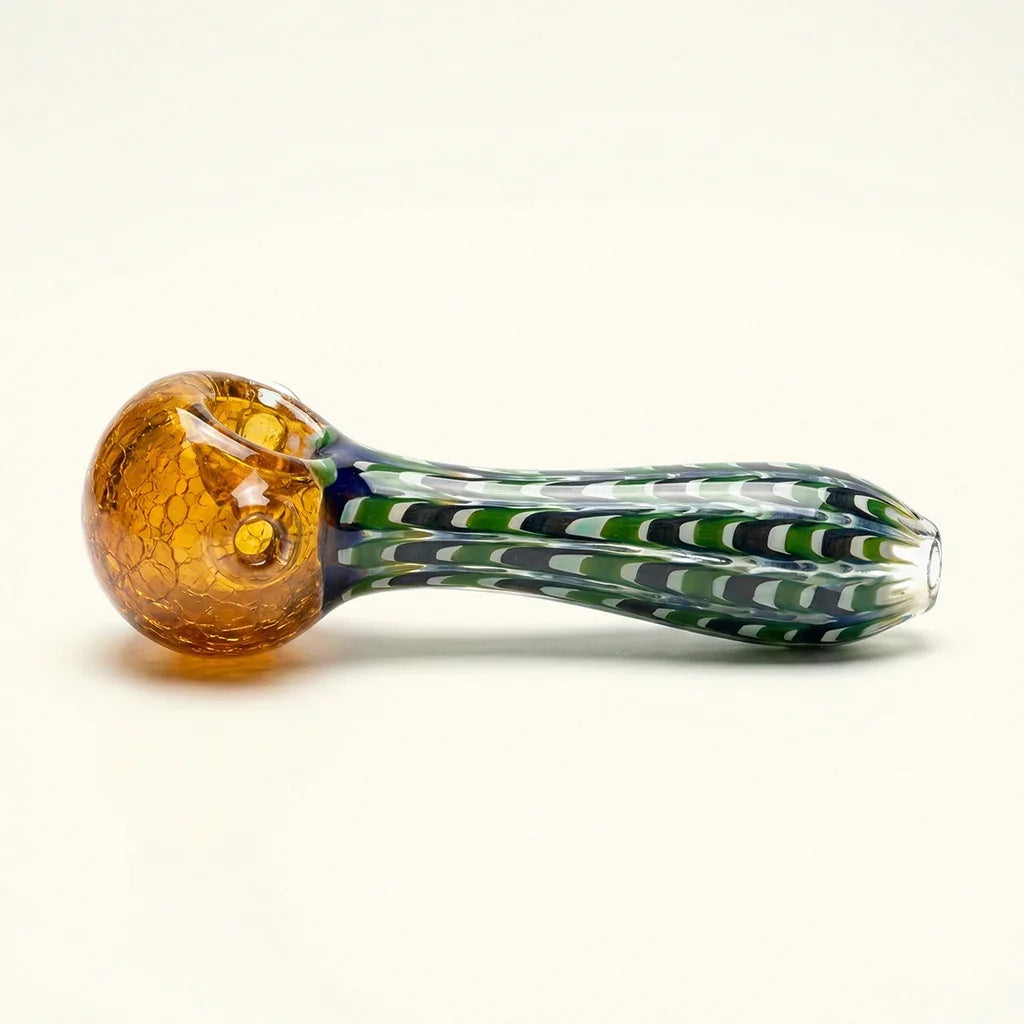 Hand-blown glass pipe – close-up view of the quality