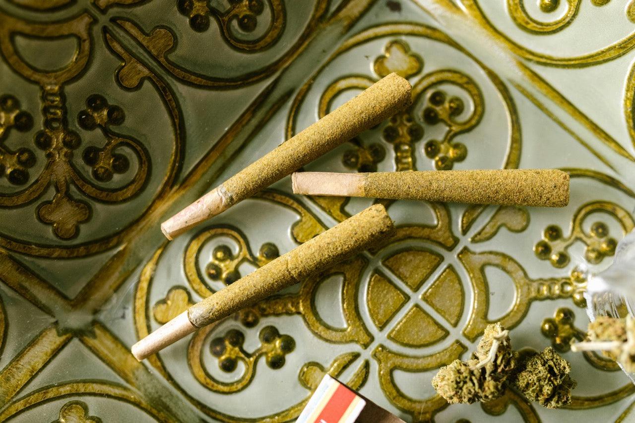 Weed kaufen online – Was du wissen musst  - Happy Flower