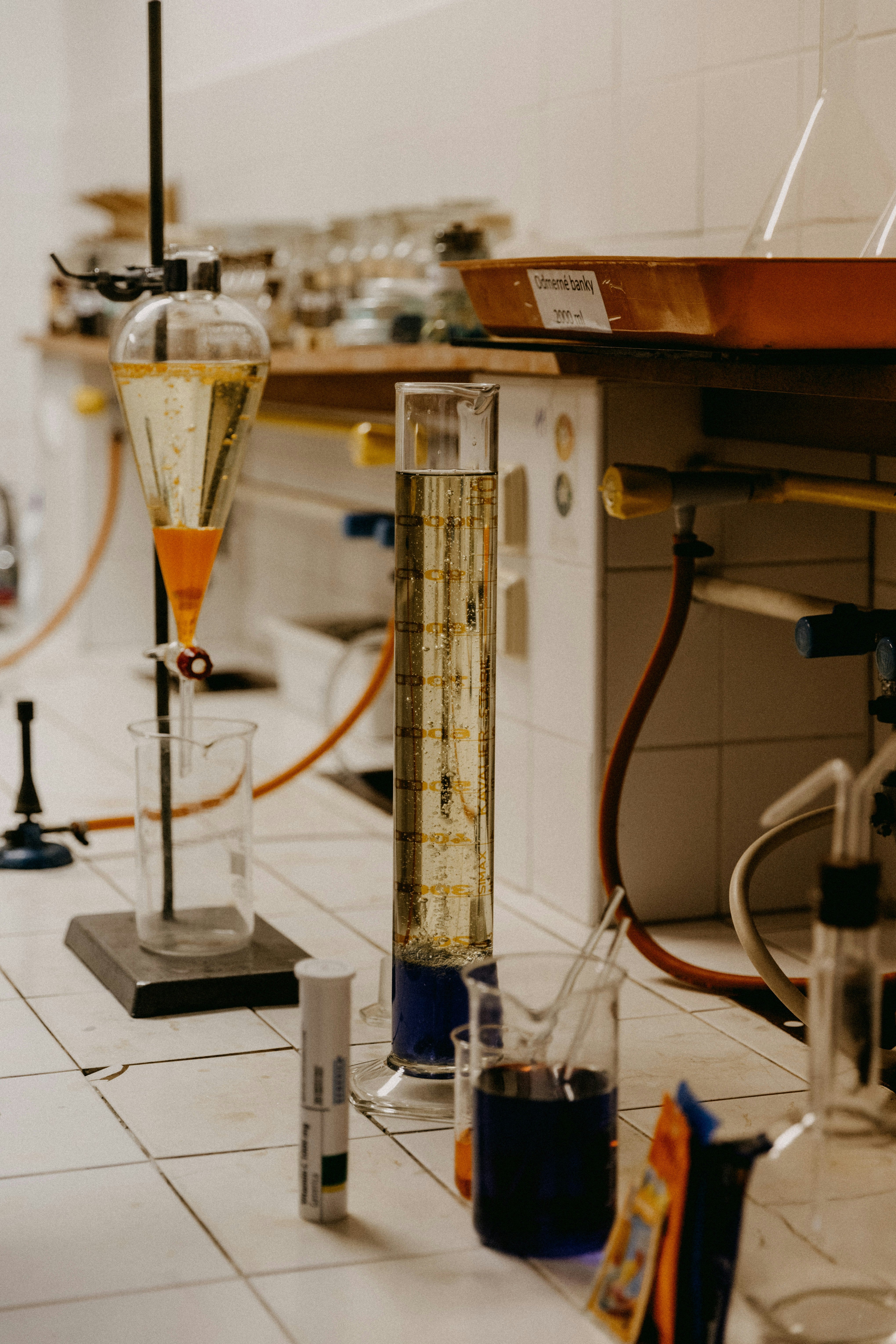 Research Chemicals erklärt – Chancen, Risiken und die Rolle von Smartshops