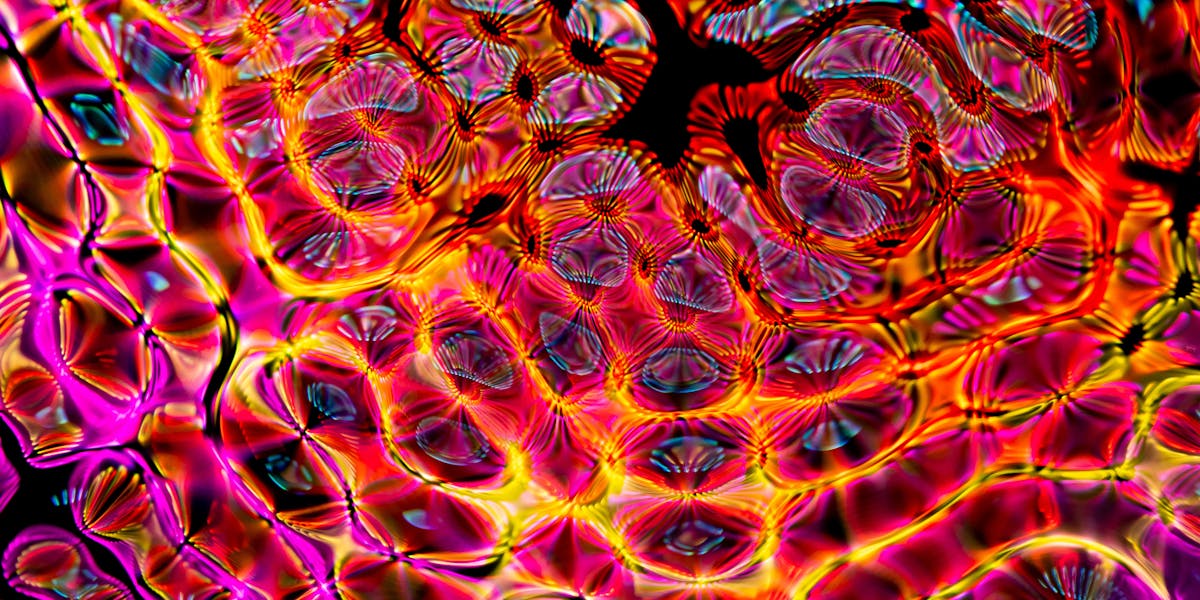 1FE-LSD Bucket List — Psychedelische bunte Farben und abstrakte Kunst